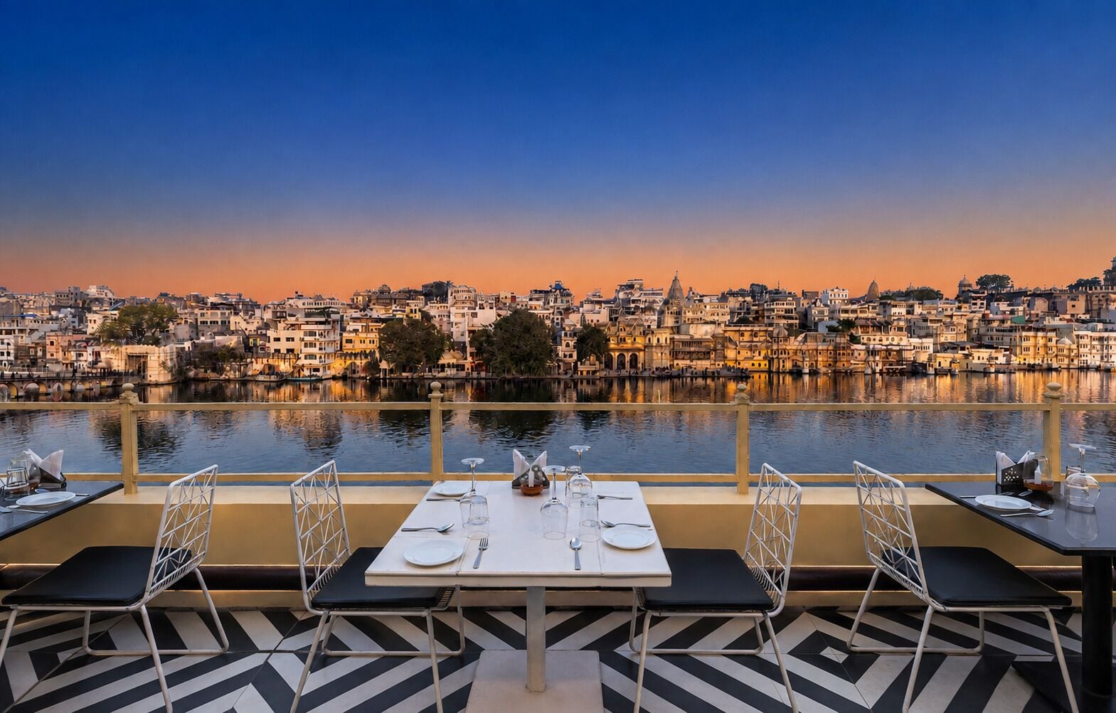 Photo - Hotel Sarovar on Lake Pichola