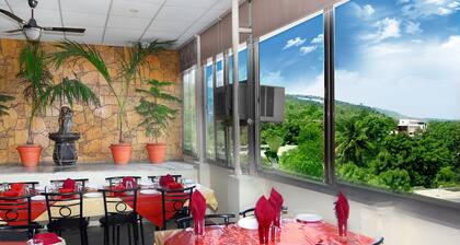 Hotel Padmini Palace