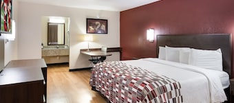 Red Roof Inn & Suites Commerce - Athens