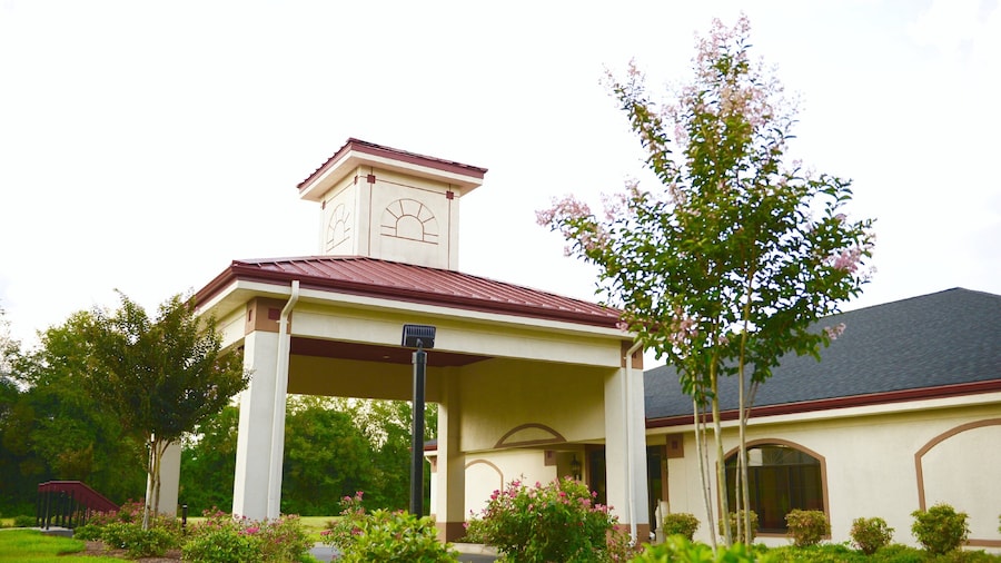 Red Roof Inn & Suites Commerce - Athens