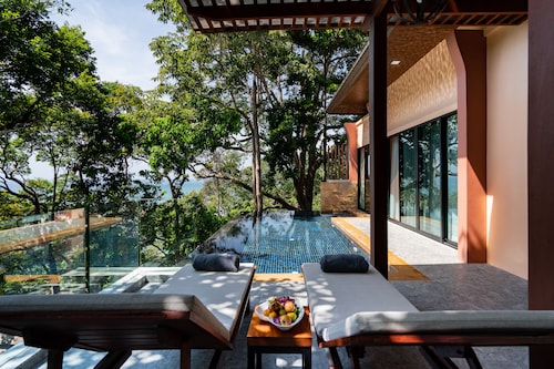 Avani Ao Nang Cliff Krabi Resort