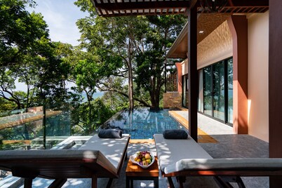 Avani Ao Nang Cliff Krabi Resort