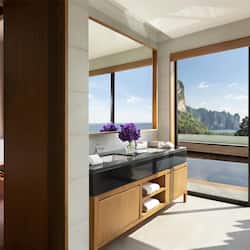1 bedroom, minibar, in-room safe, blackout curtains