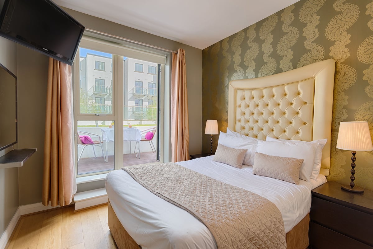 Apartment, 2 Bedrooms (Village View)