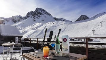 Sundeck
