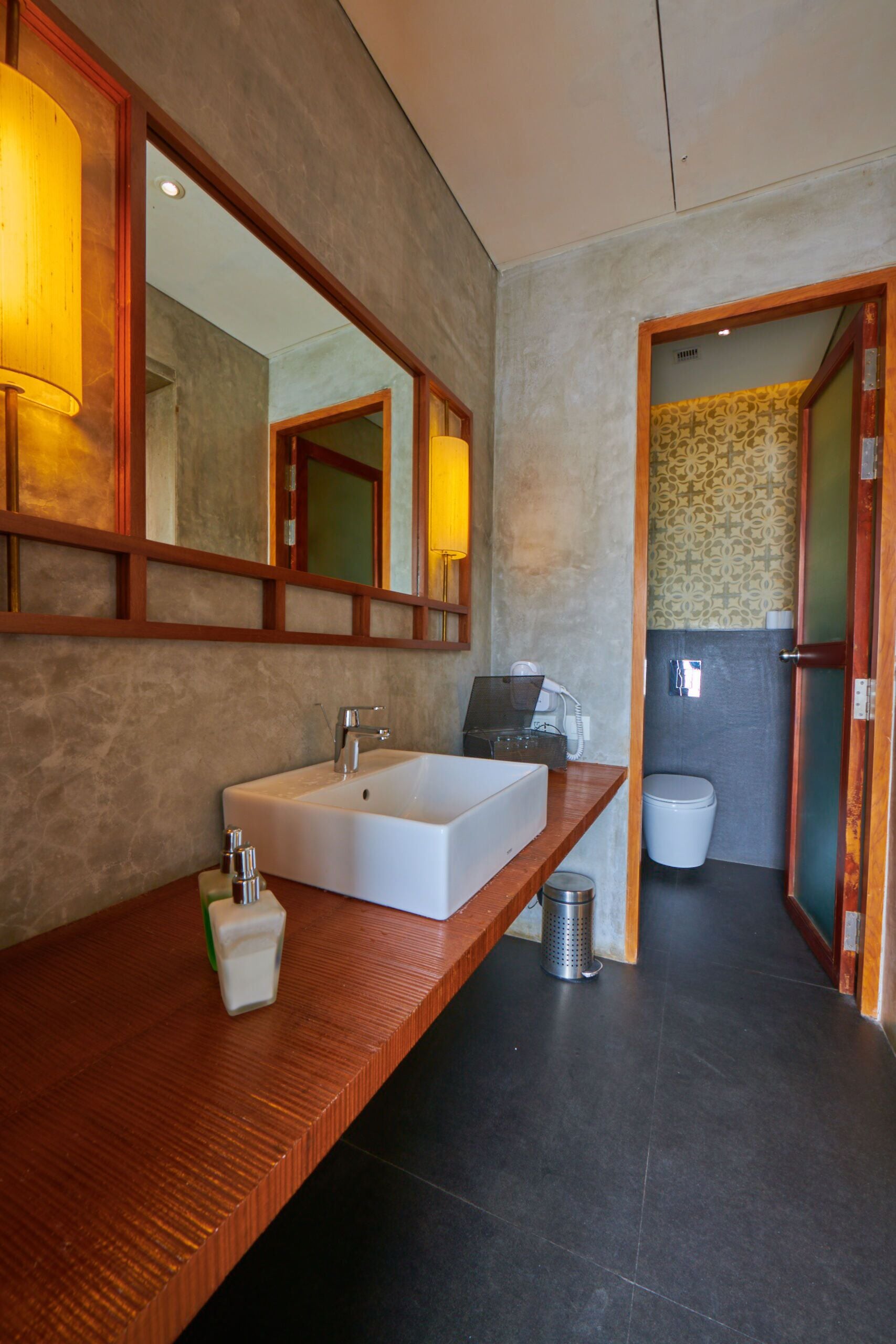 shower, eco-friendly toiletries, bathrobes, towels