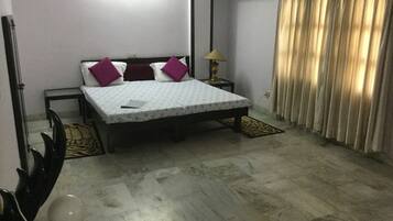 Soundproofing, rollaway beds, free WiFi, bed sheets