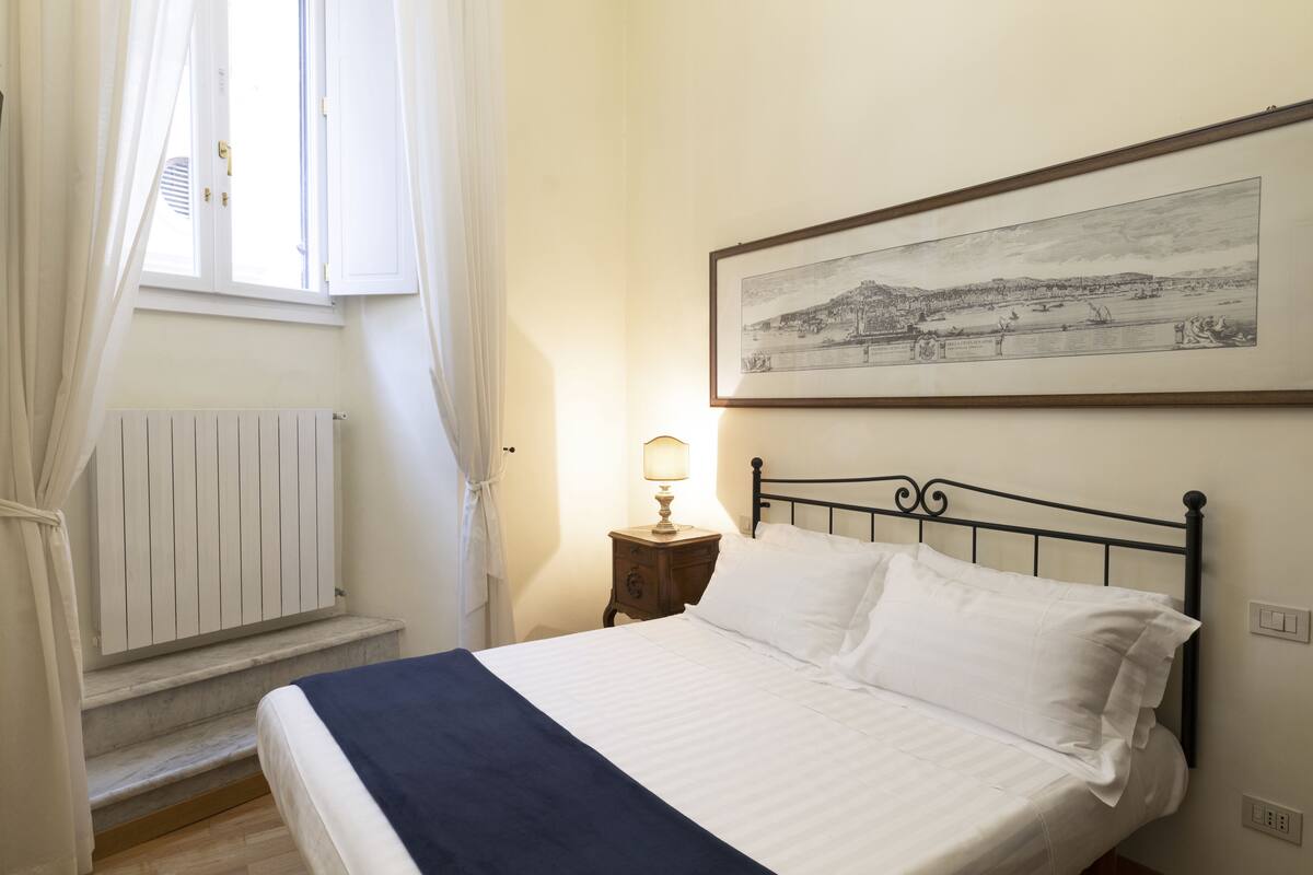 Standard Double or Twin Room | In-room safe, desk, laptop workspace, blackout drapes