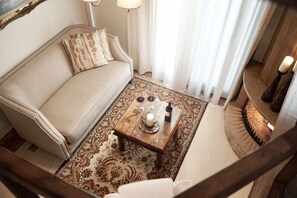 Premium bedding, down duvets, pillow-top beds, minibar - Xenonas Iresioni (Distomo-Arachova-Antikyra)