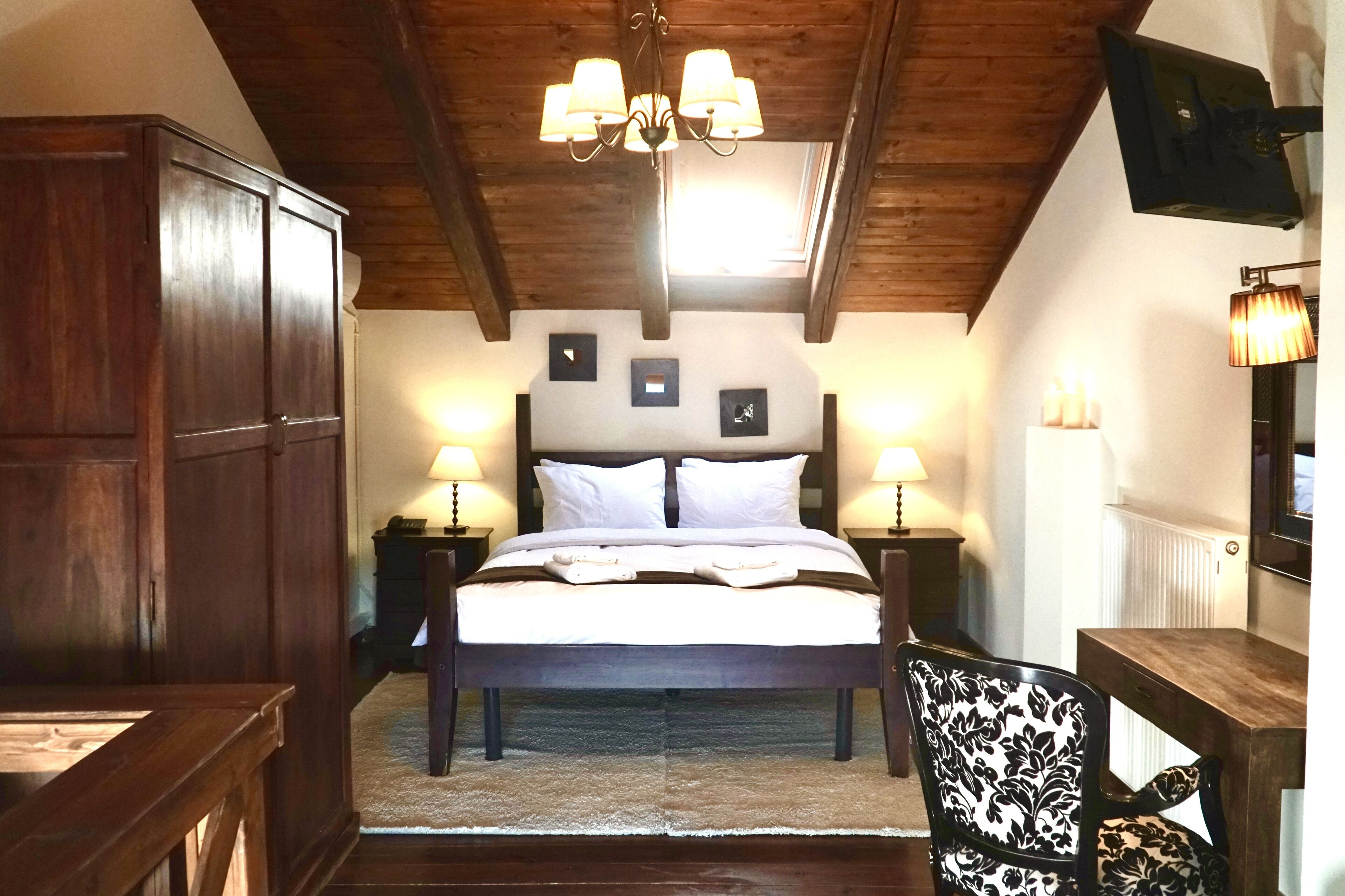 premium bedding, down duvets, pillow-top beds, minibar