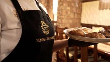 Free daily buffet breakfast