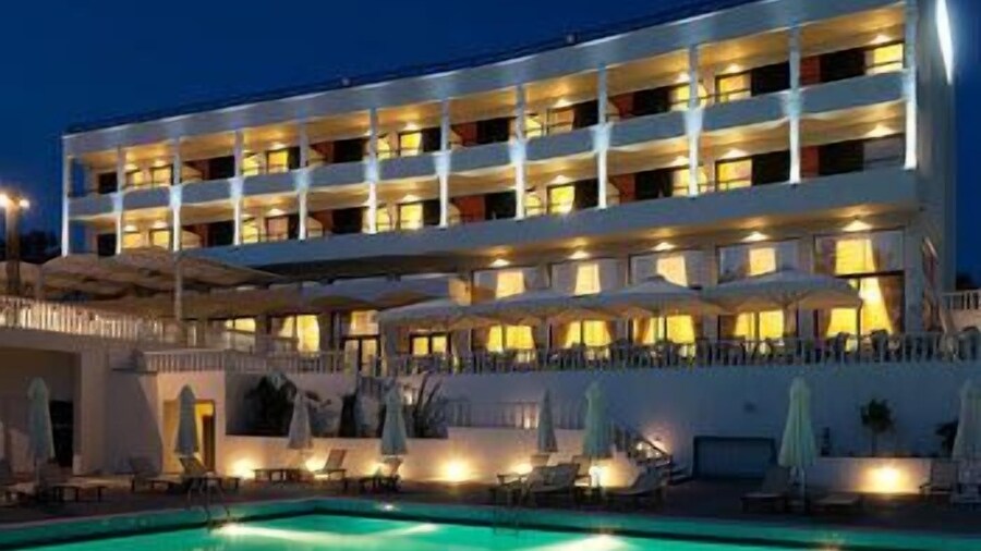 Margarona Royal Hotel