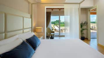 Minibar, coffres-forts dans les chambres, bureau, chambres insonorisées