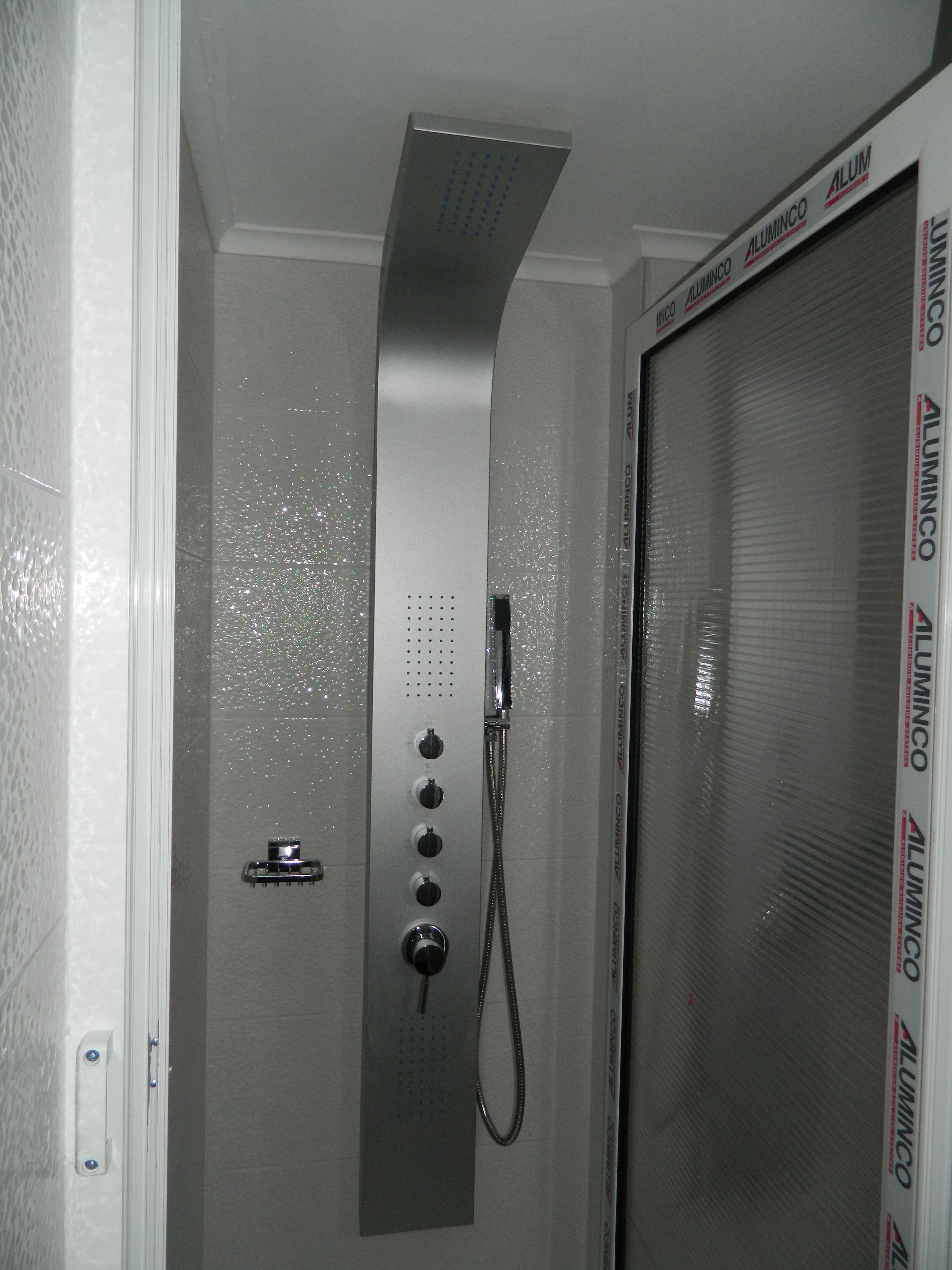 apartment, 2 bedrooms (split level) | bathroom | hair dryer, towels