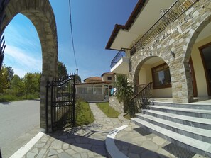 Exterior - Hotel ARGO (Kassandra)