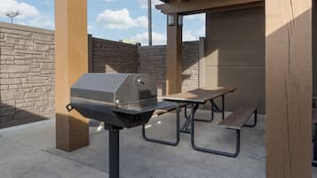 BBQ/ํผํฌ๋ ๊ณต๊ฐ
