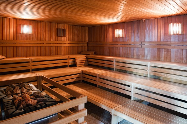 Body treatments, 4 treatment rooms, massages