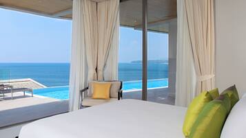 5 Bedroom Ocean Front Pool Villa | Premium bedding, minibar, in-room safe, desk