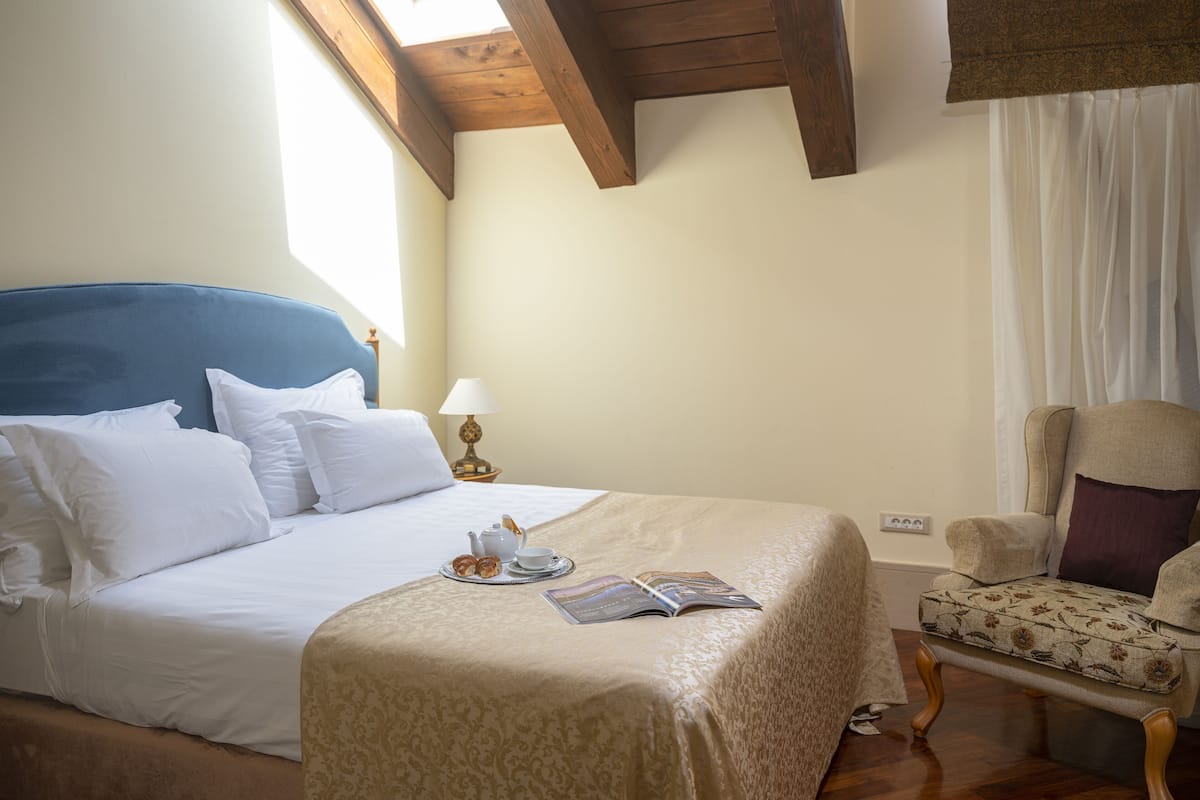 Deluxe Suite | 1 bilik tidur, peralatan tempat tidur premium, katil Tempur-Pedic
