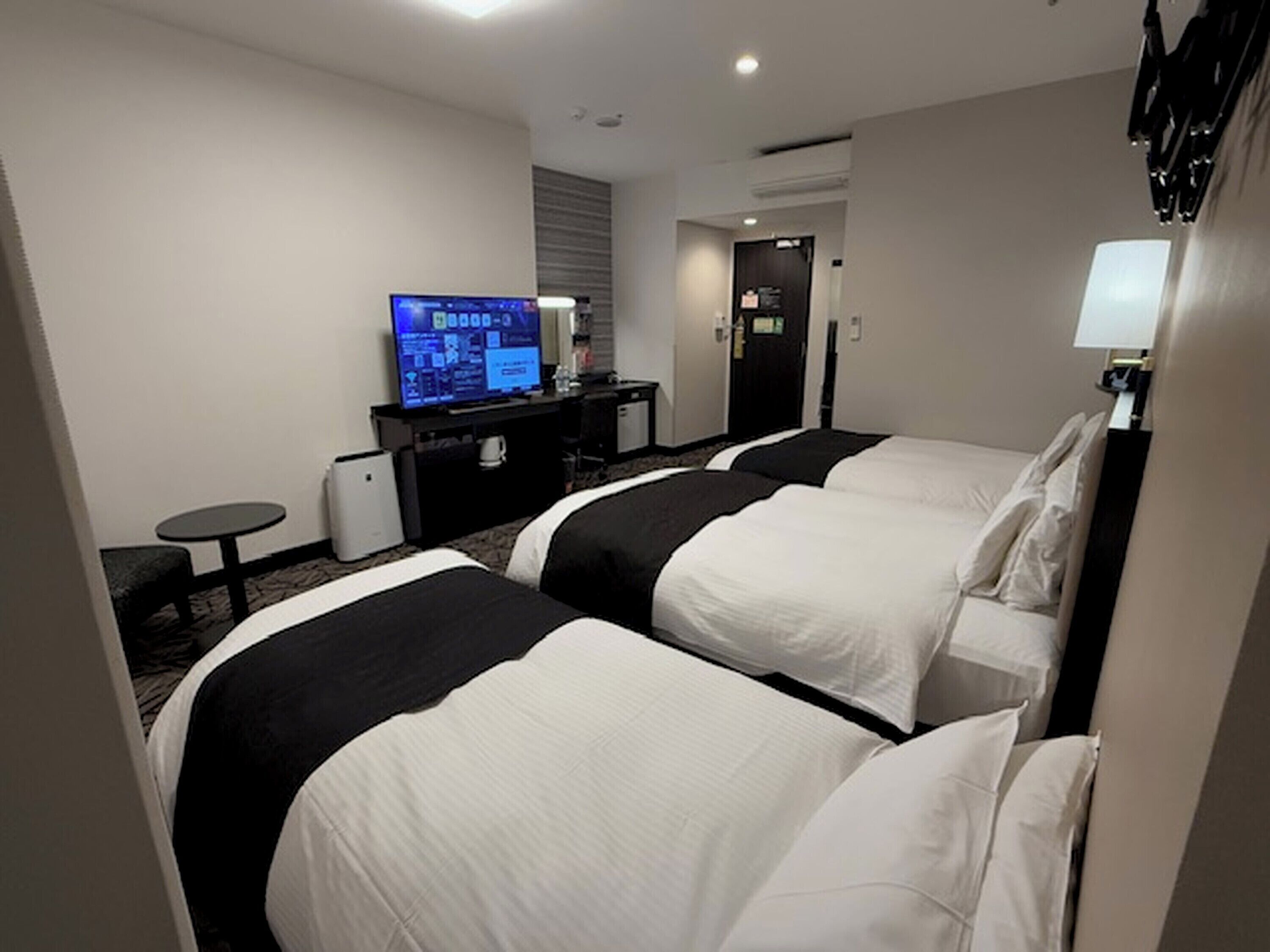 Chambre Triple, plusieurs lits, non-fumeur