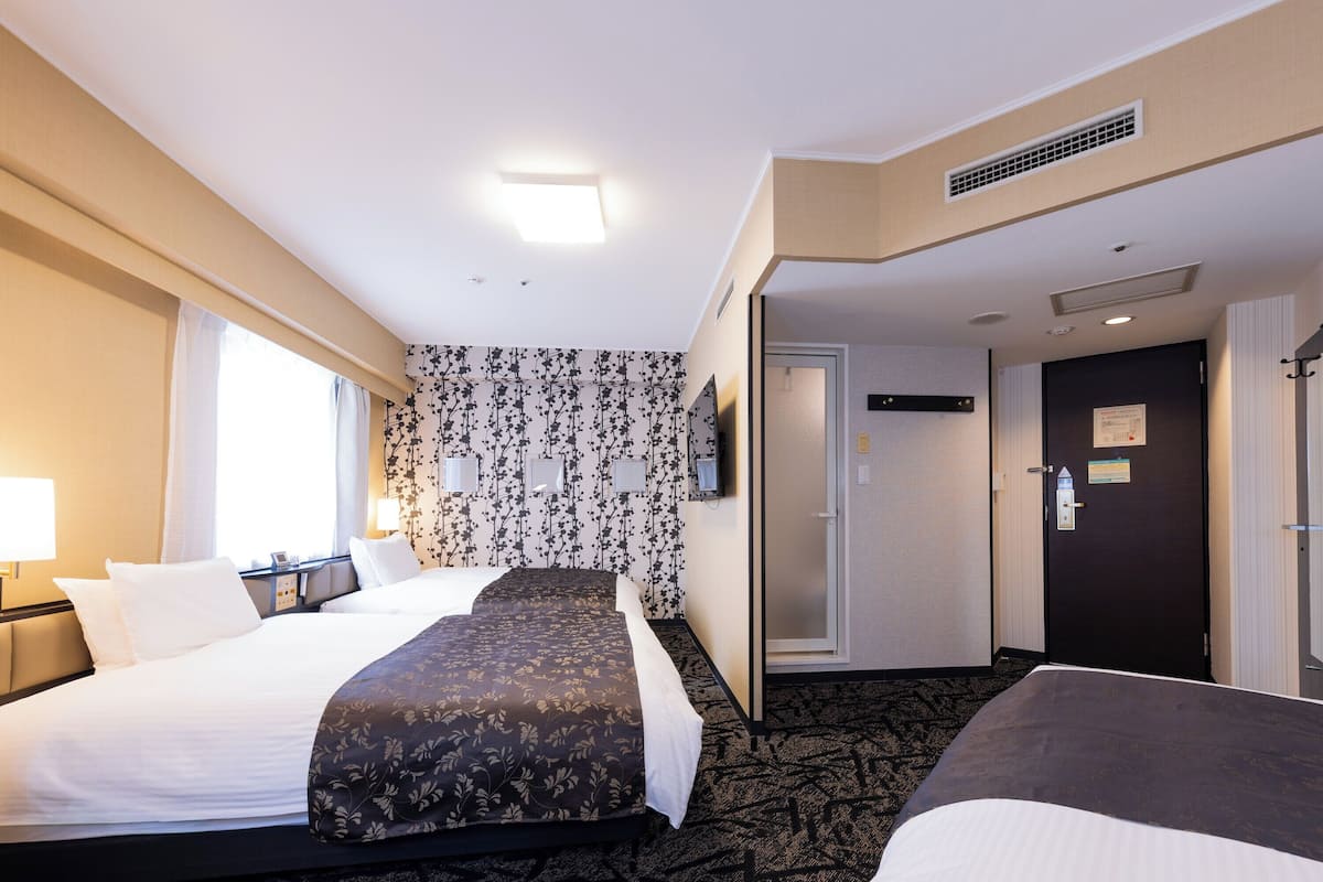 Triple Room, Multiple Beds, Non Smoking