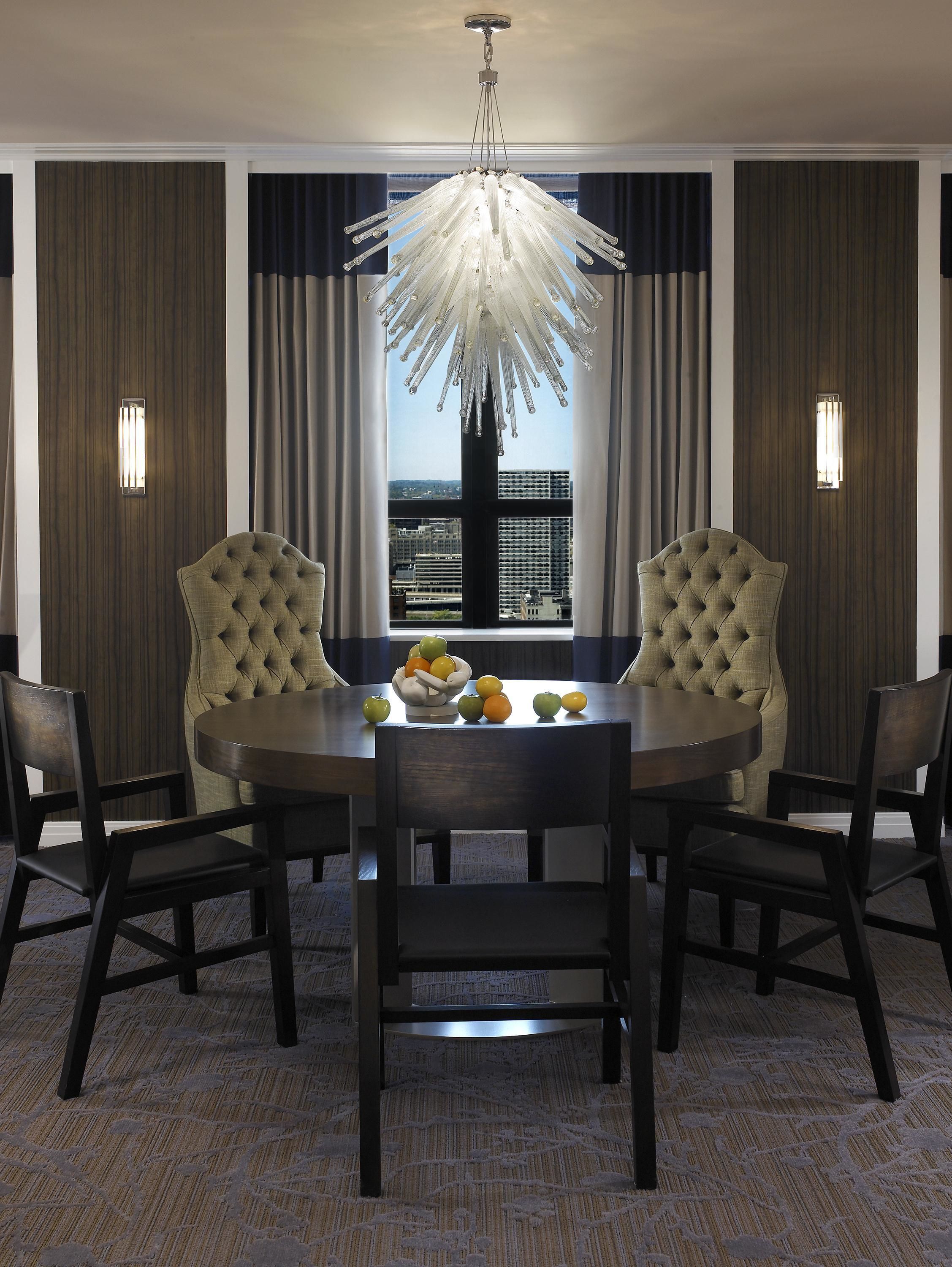 1 bedroom, frette italian sheets, premium bedding, minibar