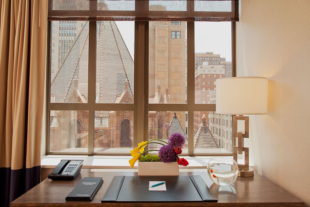 Room amenity