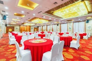Restaurant - Petroleum Hotel (Jinzhou)