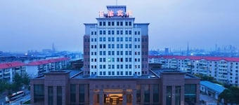Petroleum Hotel