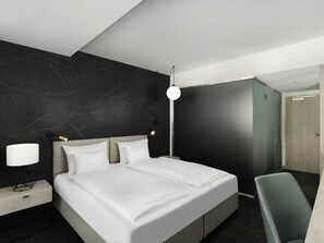 Standard Room, 2 Twin Beds | Minibar, in-room safe, desk, laptop workspace - Mercure Tokaj Center (Tokaj)