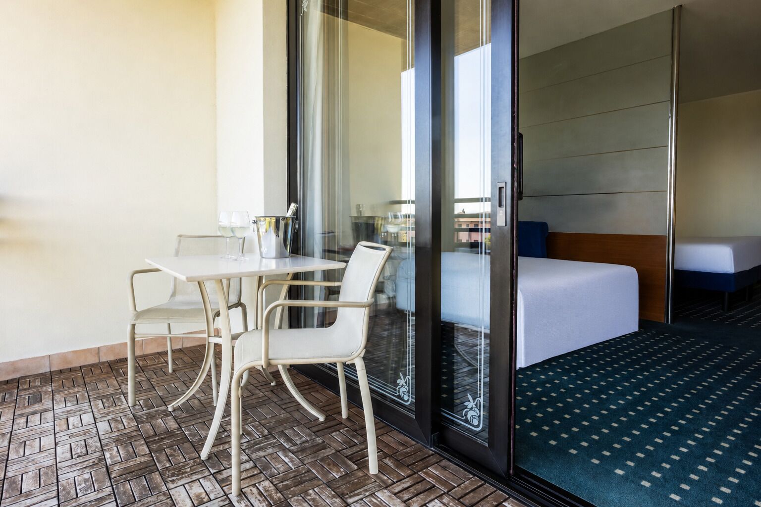 Quadrupla Deluxe, vista lago | Terrazza/patio