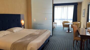 Biancheria da letto di alta qualità, minibar, una cassaforte in camera