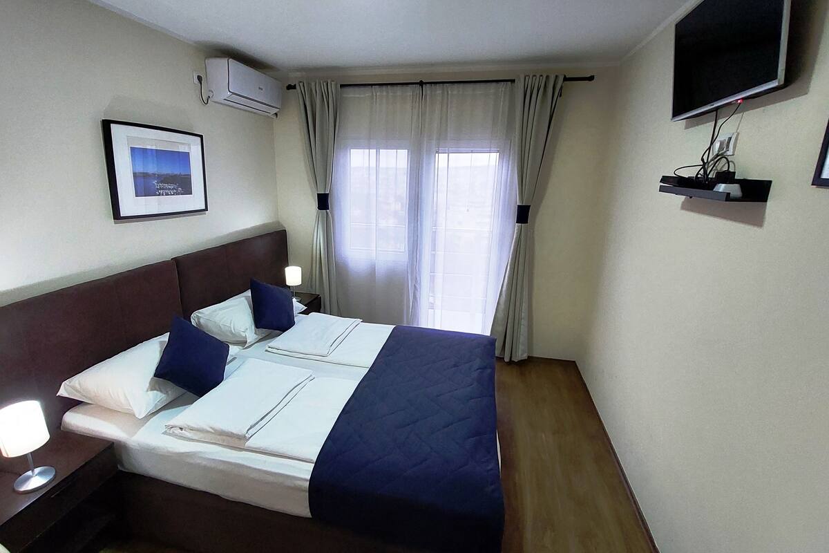 Habitación panorámica doble | Ropa de cama hipoalergénica y colchones con acolchado adicional