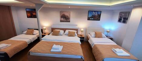 Tripla familiare | Biancheria da letto ipoallergenica, materassi a doppio strato