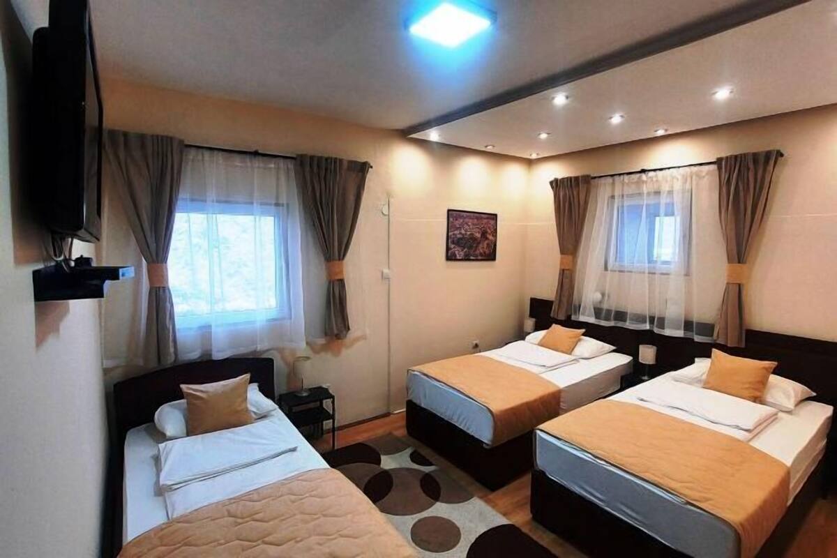 1 bedroom, hypo-allergenic bedding, pillowtop beds, in-room safe