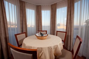 Panoramic Apartment, Non Smoking, City View | In-room dining - Apartments Agava (Makarska)