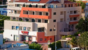 Front of property - Apartments Agava (Makarska)