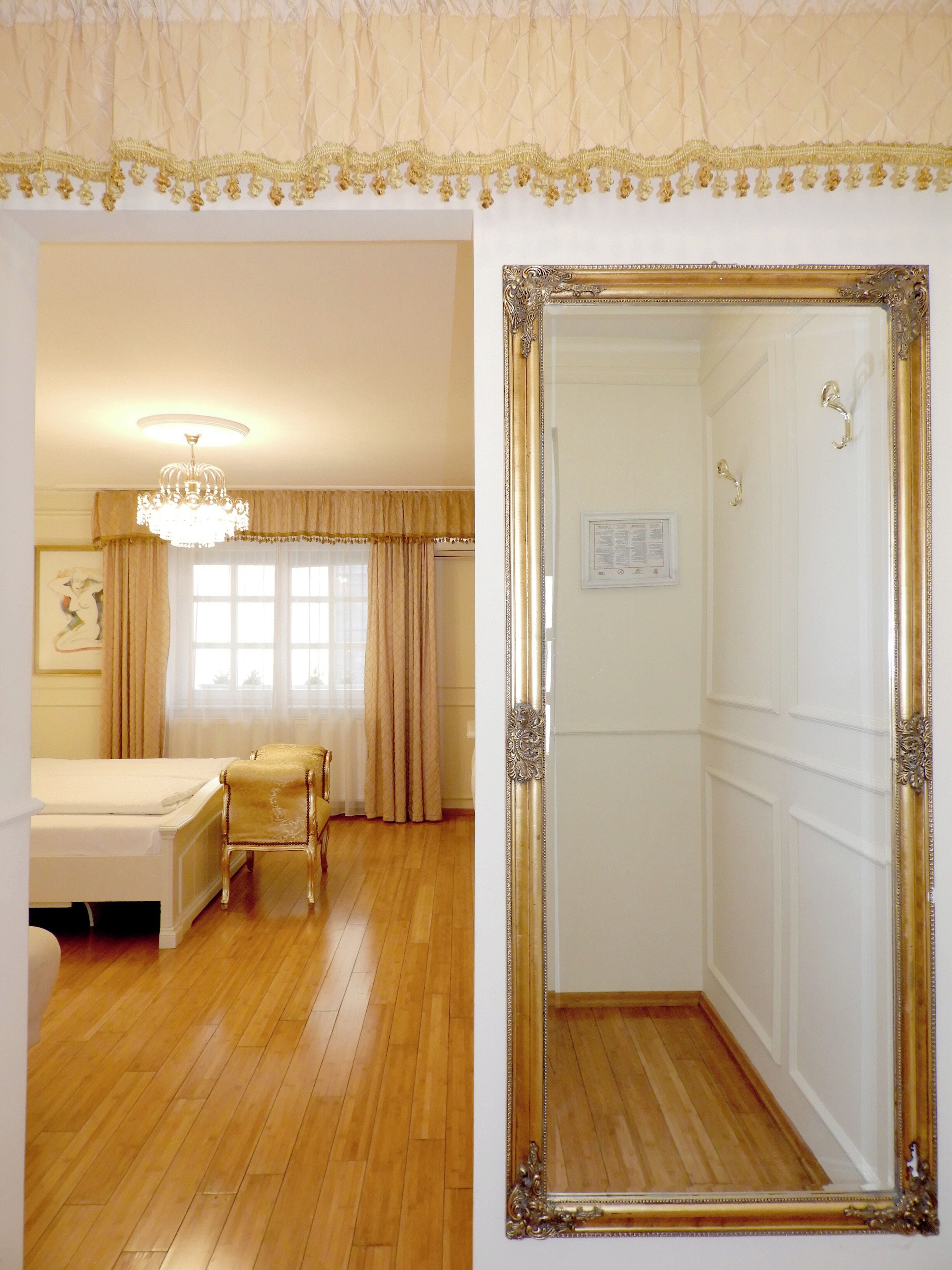 Photo - Allegro Hotel