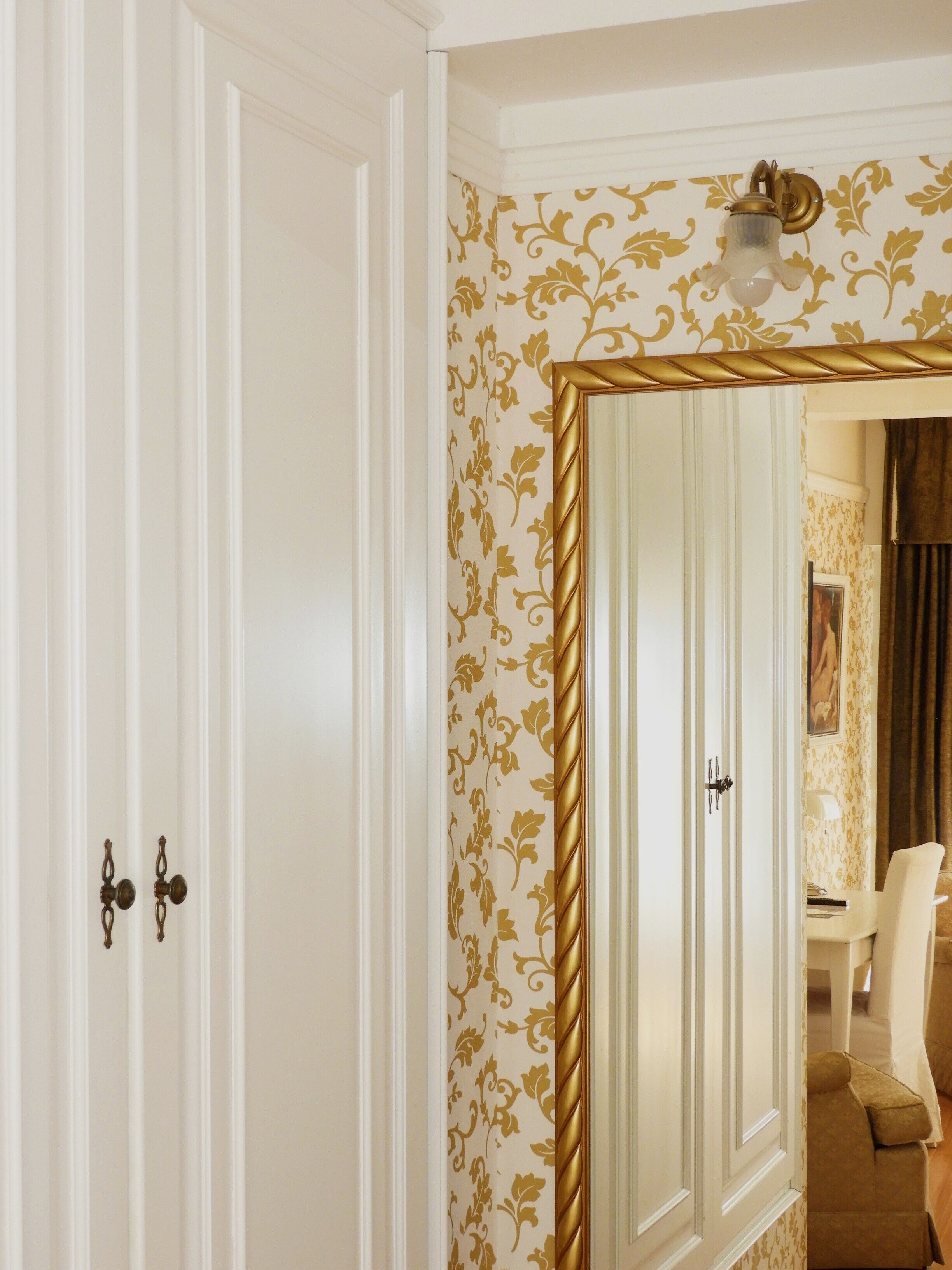Photo - Allegro Hotel