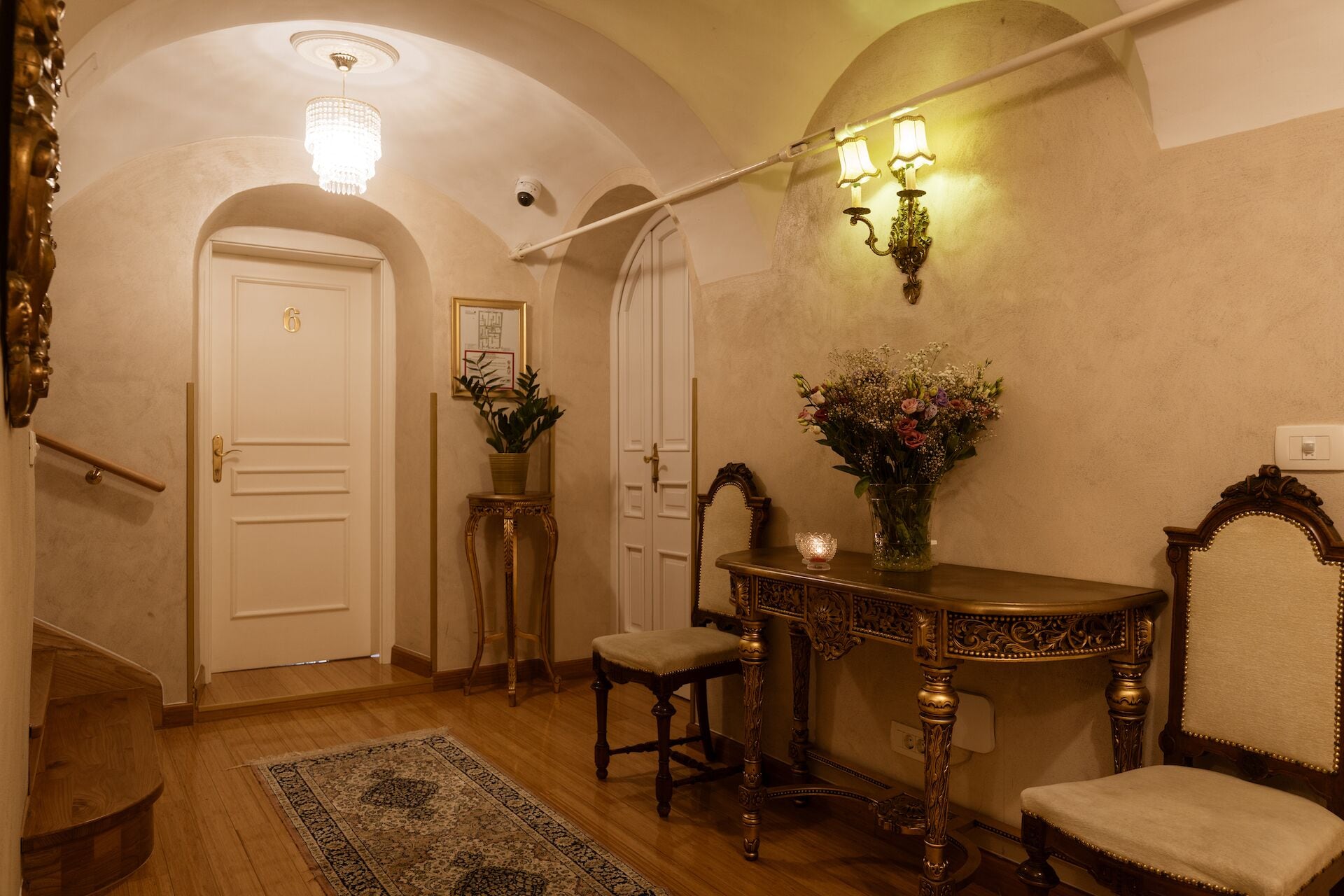 Photo - Allegro Hotel