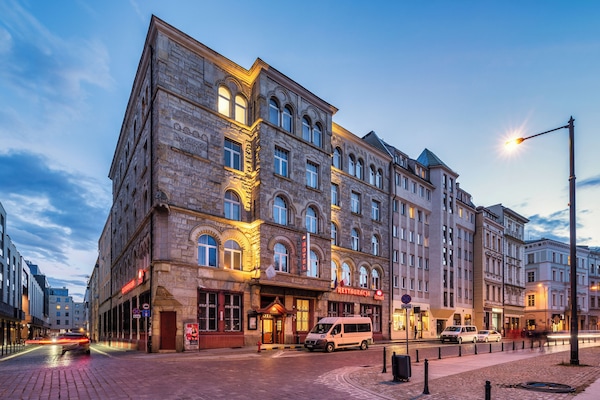 Front of property – evening/night