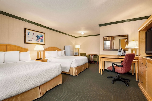 Soundproofing, iron/ironing board, free cots/infant beds, free WiFi