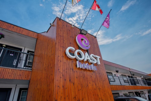 Coast Dawson Creek Hotel