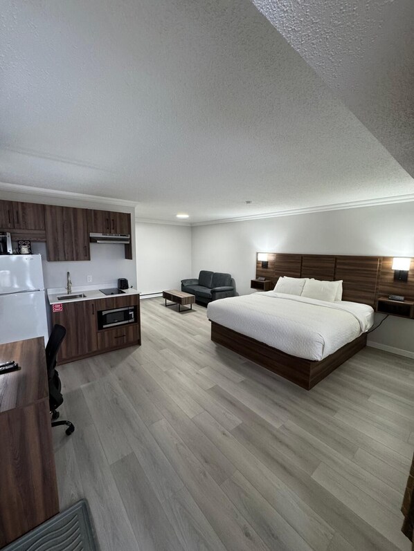 Chambre Premium, 1 très grand lit, coin cuisine