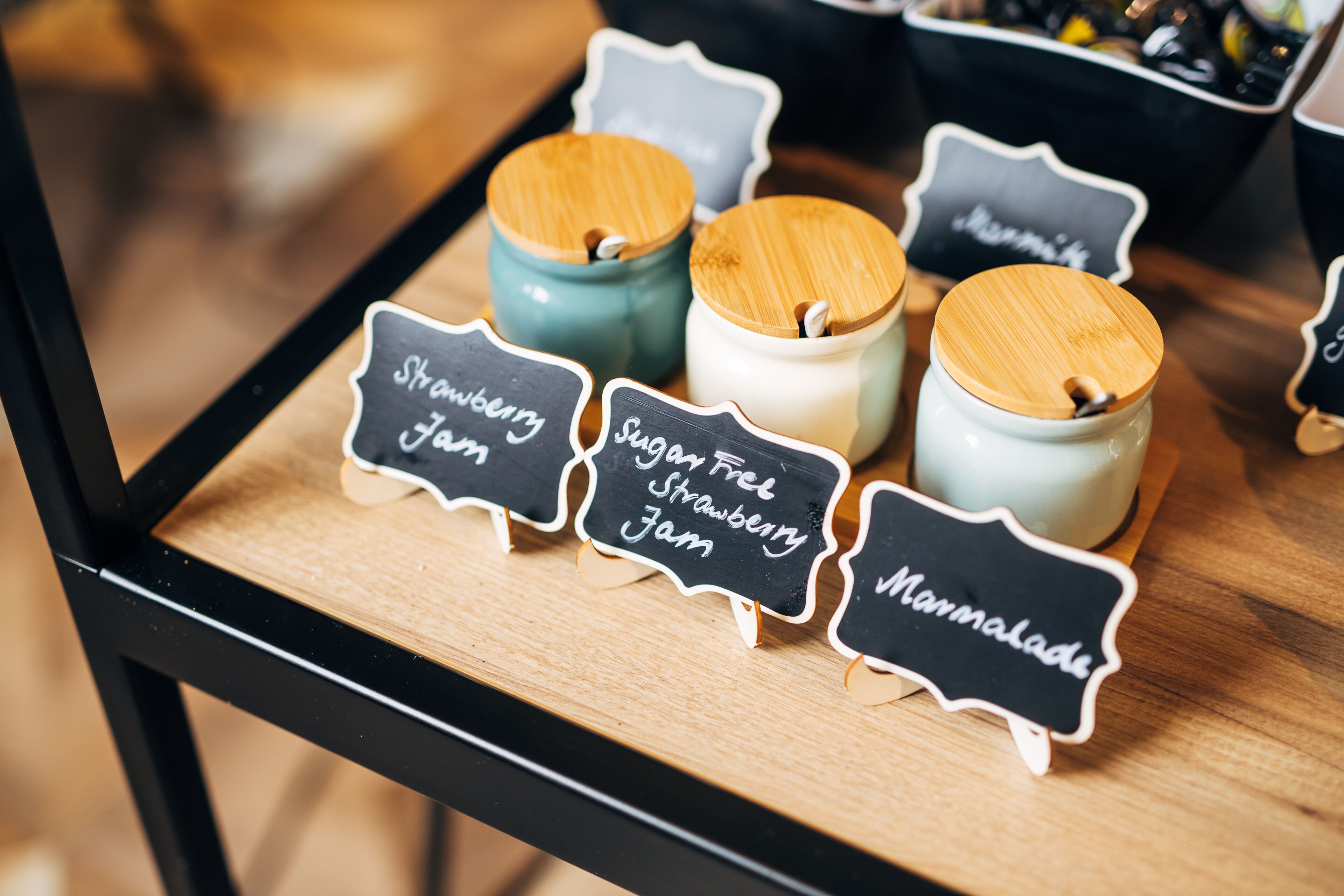 lunch and dinner served