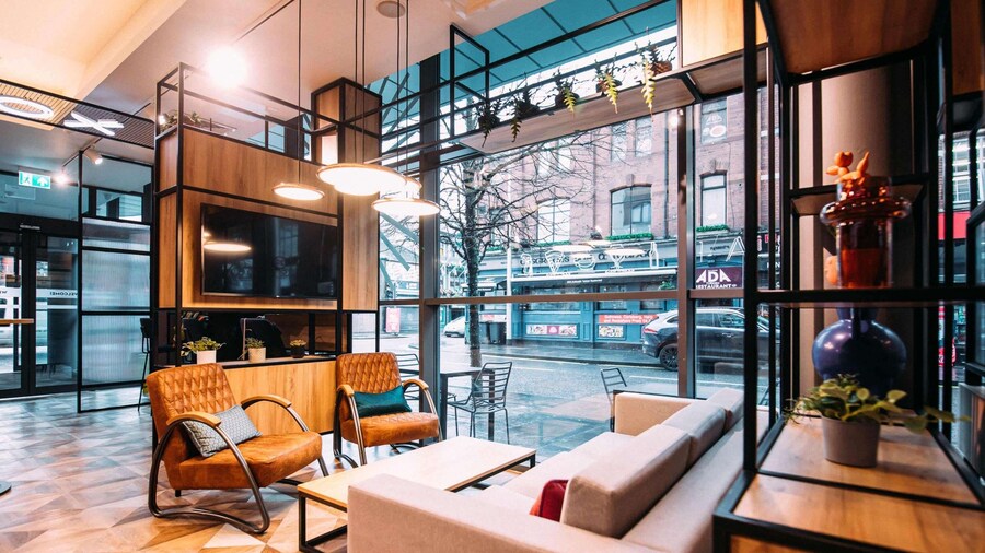 ibis Belfast City Centre