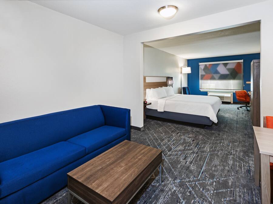 Premium bedding, down comforters, desk, laptop workspace