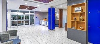Holiday Inn Express Hotel & Suites - Houston Space Center by IHG