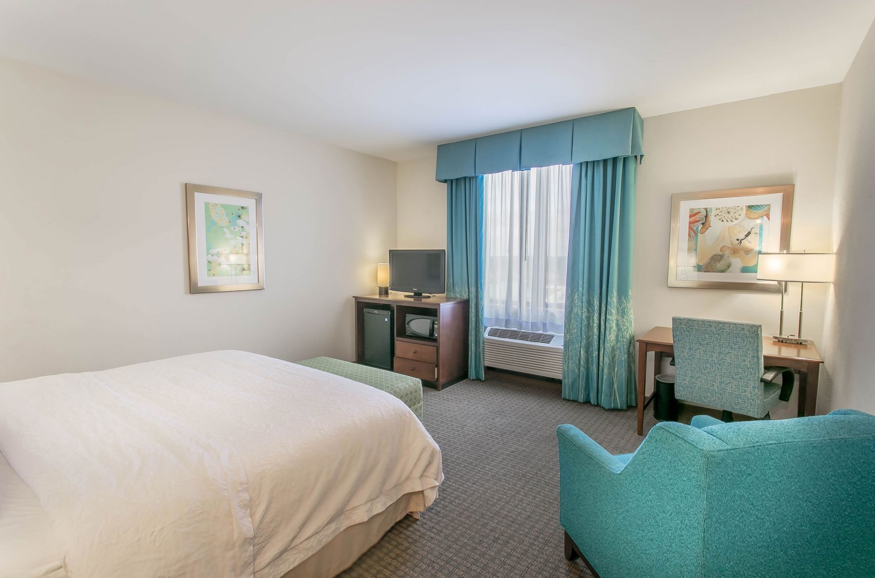 In-room safe, laptop workspace, blackout curtains, iron/ironing board