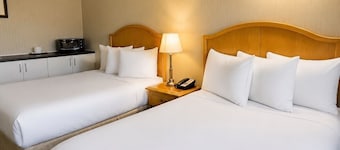 Travelodge by Wyndam Chetwynd